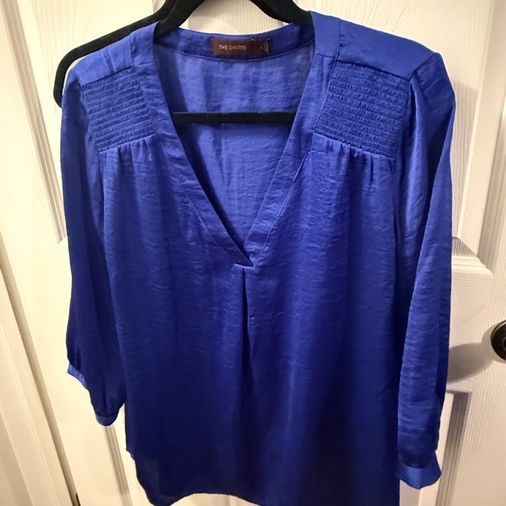 The Limited Blue Blouse Elegant Top